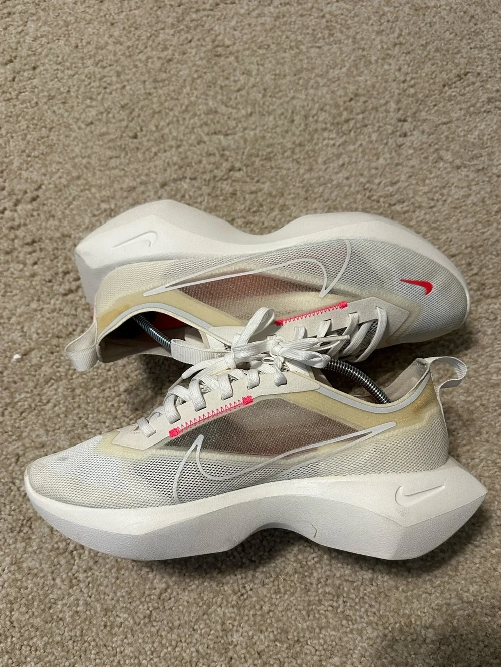 Nike Women's Vista Lite Training Sneakers